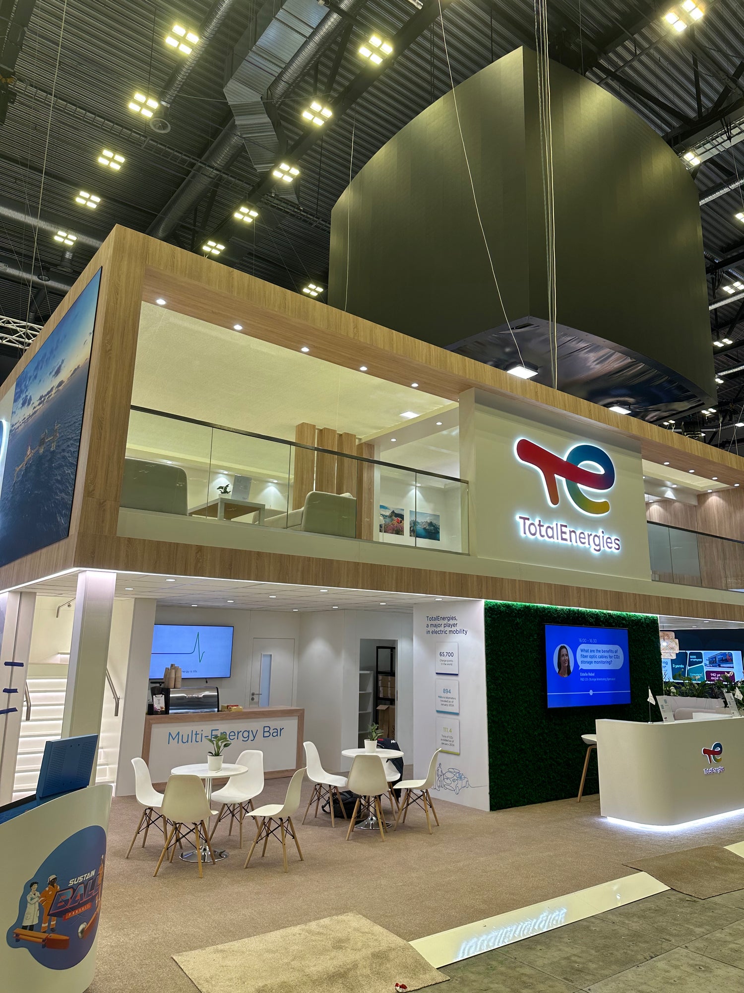 Professional espresso bar by Espresso Catering at the TotalEnergies booth during the ONS Conference in Stavanger, Norway. Premium coffee service for event guests.